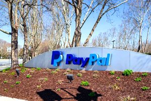 unlink a bank account from Paypal
